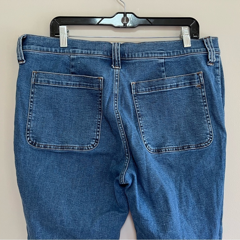 Madewell Mid-Rise Kick Out Flare Crop Ankle Stretch Jeans Medium Blue, size 33 - Picture 6 of 11